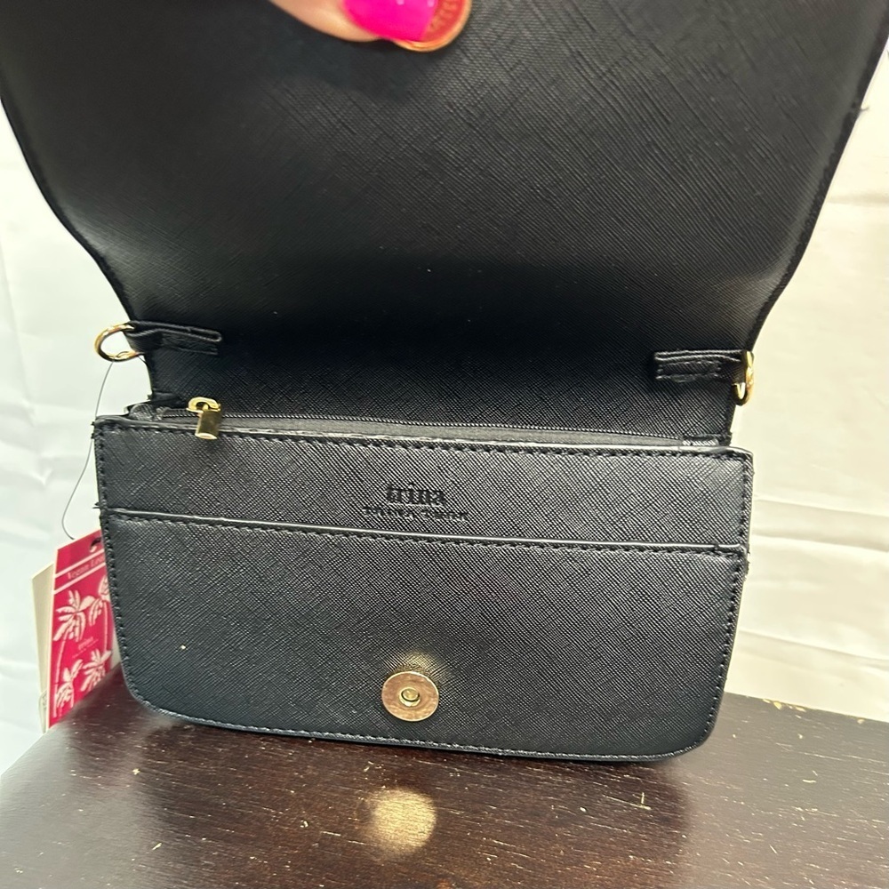 Trina Turk Black Clutch NEW - Picture 4 of 7
